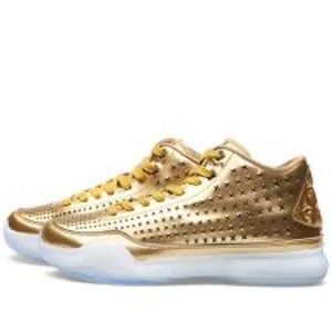 Nike Kobe X Mid EXT M size 9